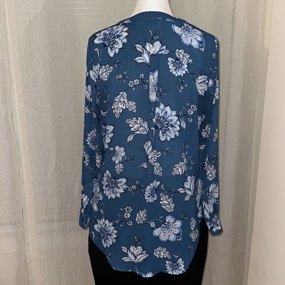 a.n.a. PL Indigo Blue White Black Floral Lace-up Long Sleeve High Low Blouse - Picture 2 of 11